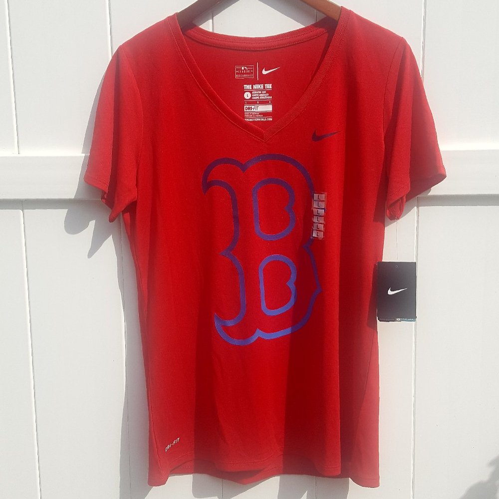 NWT Nike Boston Red Sox Tee